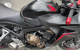 HONDA CBR650F 2019 RC83