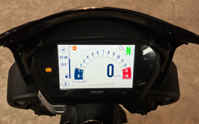 TRIUMPH STREET TRIPLE RS 2019 HDA464