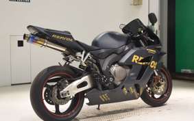 HONDA CBR1000RR 2005 SC57