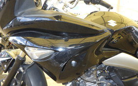 SUZUKI GSR250S