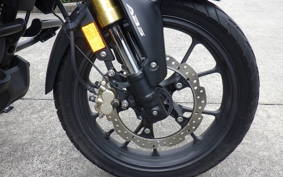 HONDA CB200X