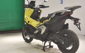 HONDA X-ADV 750 2025 RH21