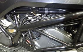 HUSQVARNA SVARTPILEN 401