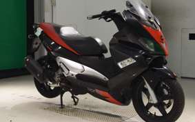APRILIA APRILIA SR MAX300 2018