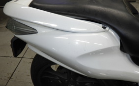 HONDA DN01 2010 RC55