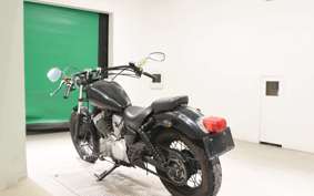 YAMAHA VIRAGO 250 3DM