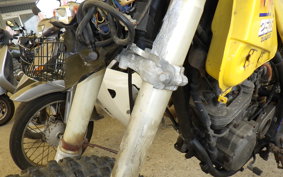 SUZUKI DR250 S SJ44A