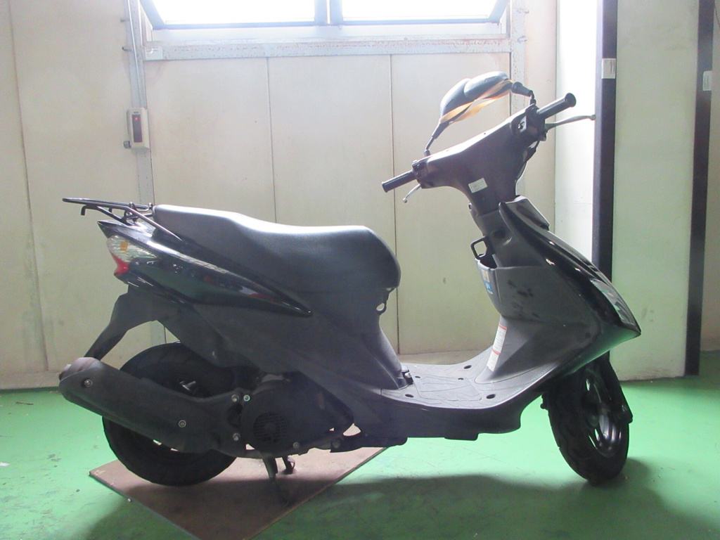 Фото Suzuki ADDRESS V125 с японского аукциона