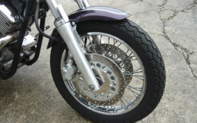 YAMAHA DRAGSTAR 1100 2001 VP10J