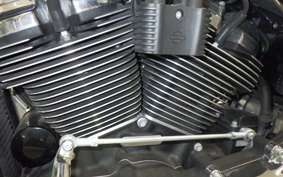 HARLEY FLBS 1870 2023