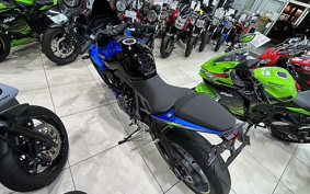 SUZUKI GSX-8R 2024 EM1AA
