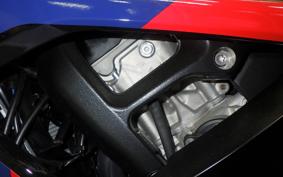 BMW M1000RR 2025