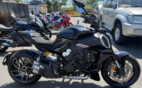 DUCATI DIAVEL V4 2023