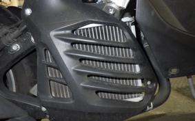 YAMAHA N-MAX 1999 SED6J