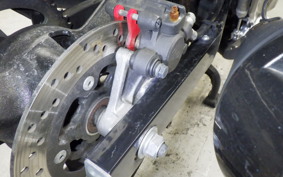SUZUKI GSR250 2003