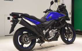 SUZUKI Vｽﾄﾛｰﾑ650A 2013 VP56A