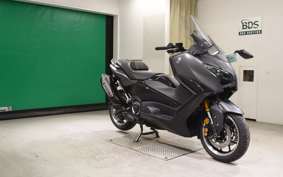 YAMAHA T-MAX 560 T 2026 SJ21J