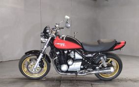 KAWASAKI ZEPHYR1100 ZRT10A