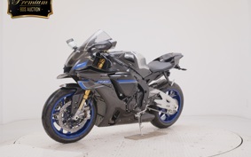 YAMAHA YZF-R1 M 2025