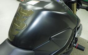 SUZUKI GSR750 A 2015