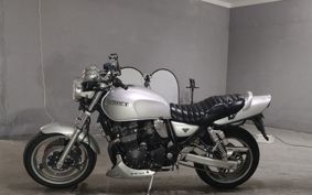 SUZUKI INAZUMA 400 GK7BA