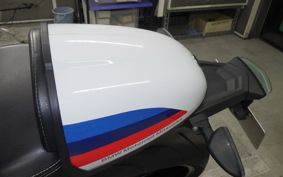 BMW R NINE T RACER 2018