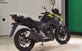 SUZUKI Vｽﾄﾛｰﾑ250A 2021