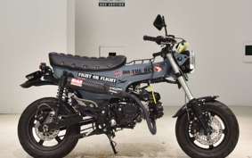 HONDA DAX 125 2015 JB06