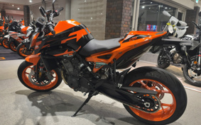 KTM 890 DUKE GP TU940