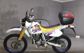 SUZUKI DJEBEL250XC SJ45A