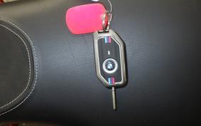 BMW M1000XR M Package 2025