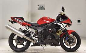 YAMAHA YZF-R6 2003