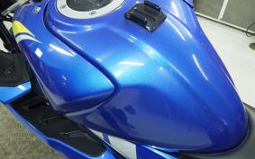 SUZUKI GSX-R125 DL33B