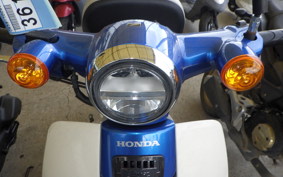 HONDA C110 SUPER CUB JA59