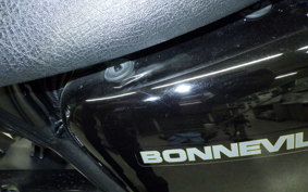 TRIUMPH BONNEVILLE サイドカ- 2010