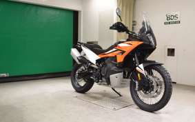 KTM 890 ADVENTURE	 2004