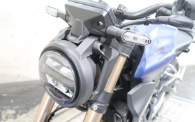 HONDA CB250R MC52