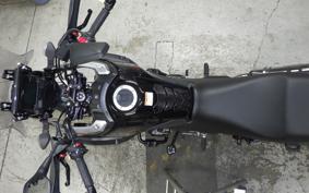 SUZUKI Vｽﾄﾛｰﾑ250A 2003