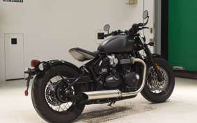 TRIUMPH BONNEVILLE BOBBER 2023