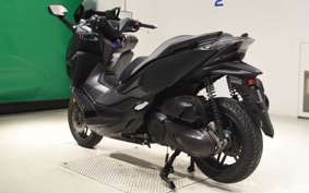 HONDA FORZA 250