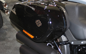HARLEY FXLRST 2024 YXZ