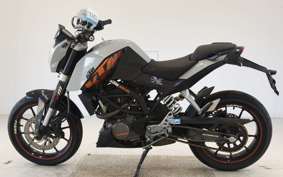 KTM 125 DUKE 2025