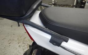 YAMAHA T115