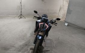 KTM 1290 SUPER  DUKE R V3940