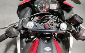 YAMAHA YZF-R25 RG10J