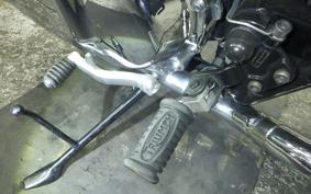 TRIUMPH BONNEVILLE T100 2012