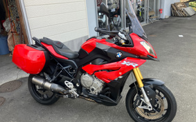 BMW S1000XR 2016 0D03