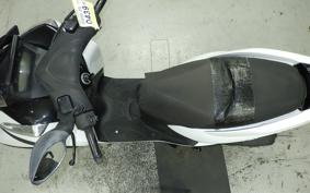 YAMAHA TRICITY 125 SE82J