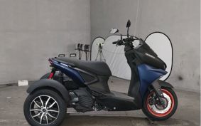 YAMAHA X FOUR  STRIKE  SG79J