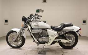 HONDA MAGNA 250